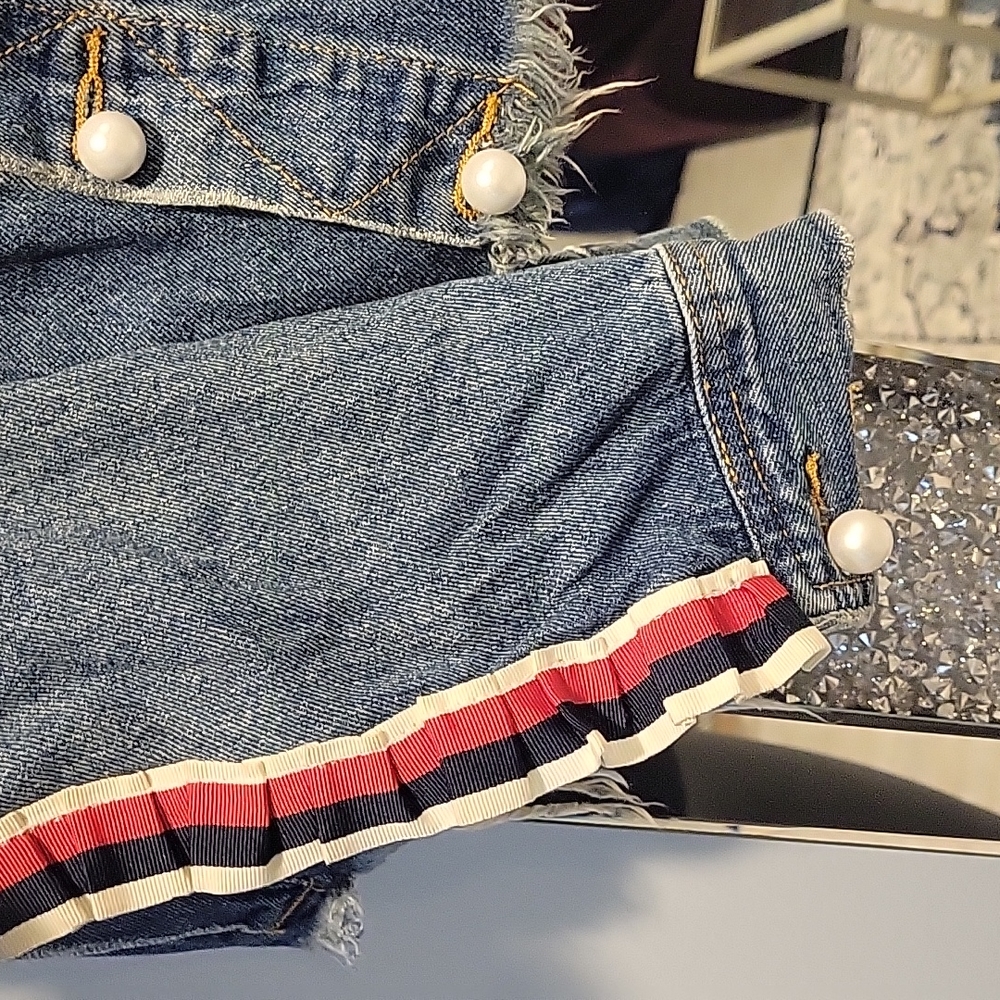 Sunset + Spring Cropped Denim Jacket - image 2